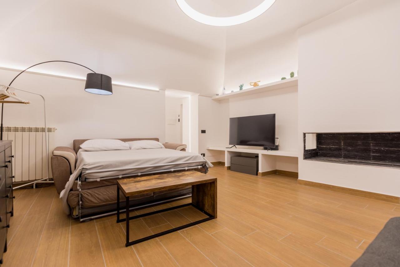 Apartment Exclusive Parking Flat X 4 Near Metro 1 Salvator Rosa