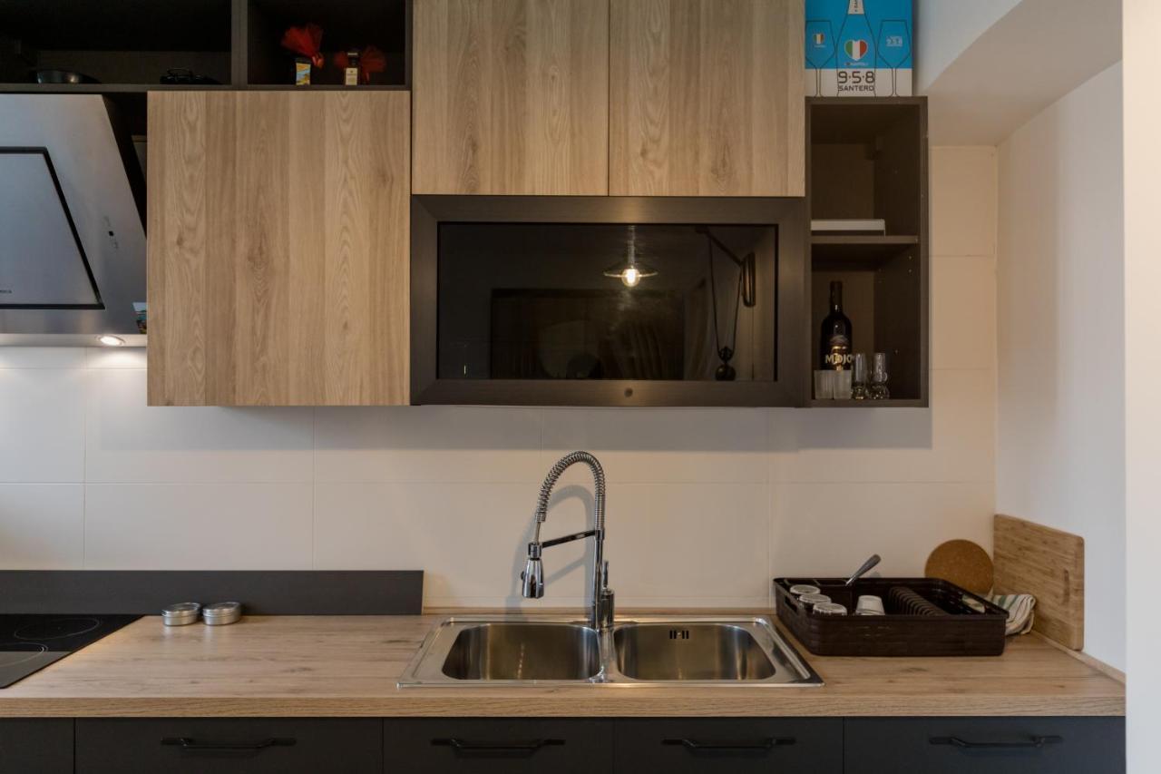Apartment Exclusive Parking Flat X 4 Near Metro 1 Salvator Rosa