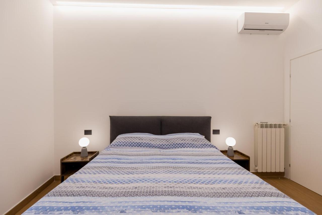 Apartment Exclusive Parking Flat X 4 Near Metro 1 Salvator Rosa *