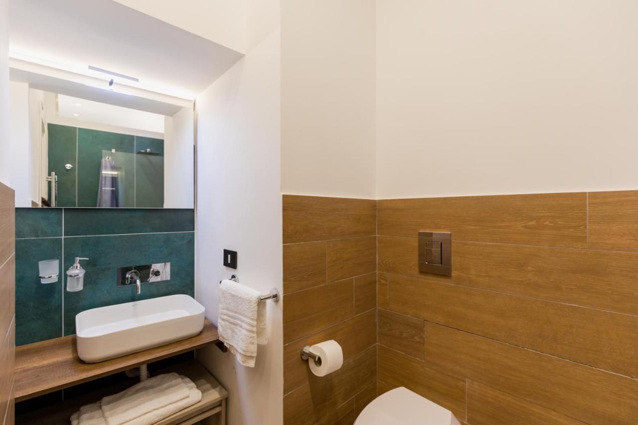 Exclusive Parking Flat X 4 Near Metro 1 Salvator Rosa Apartment Naples