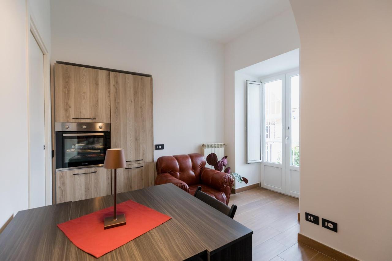 Exclusive Parking Flat X 4 Near Metro 1 Salvator Rosa * Naples