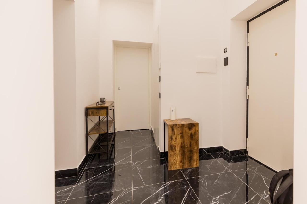 Exclusive Parking Flat X 4 Near Metro 1 Salvator Rosa *