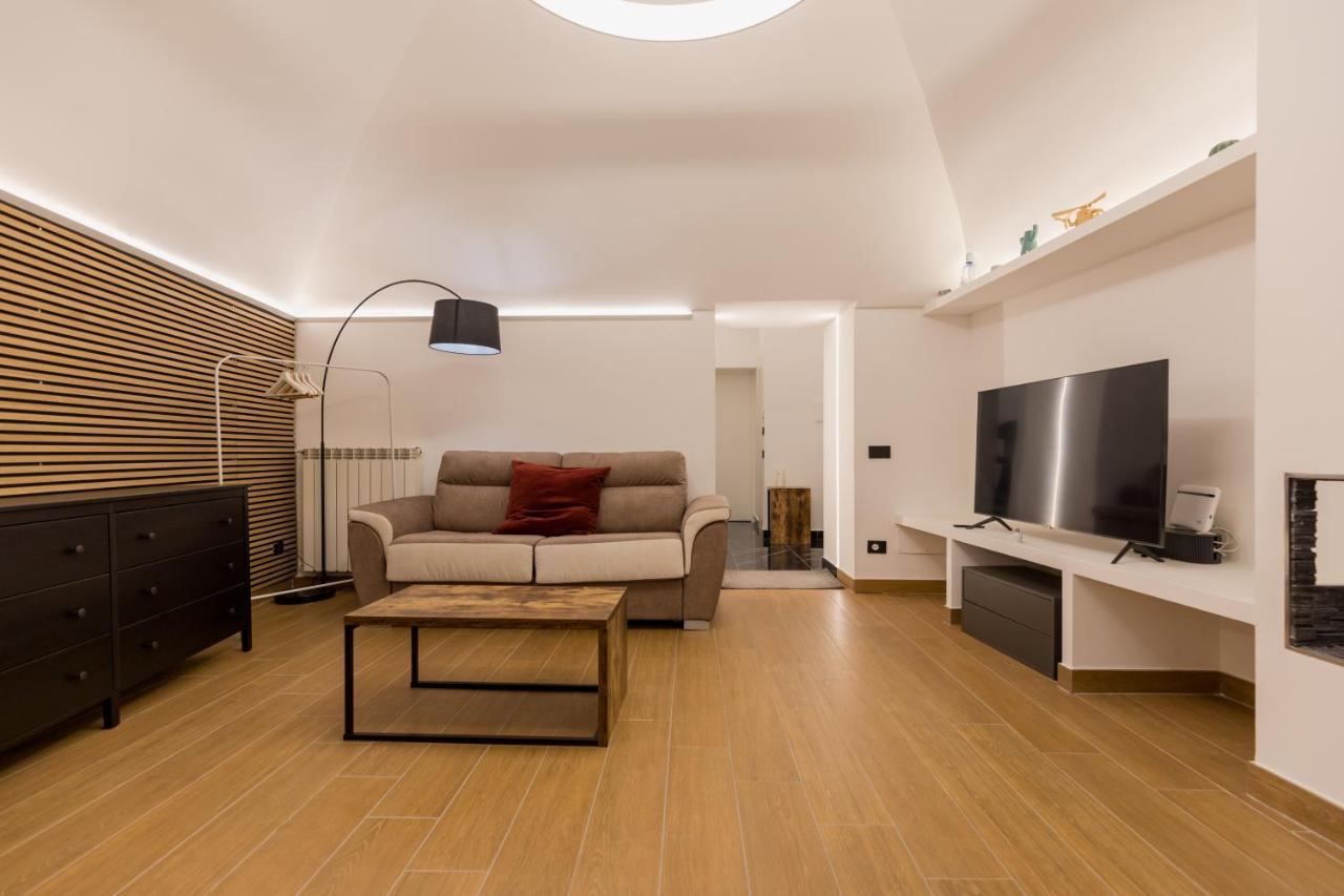Exclusive Parking Flat X 4 Near Metro 1 Salvator Rosa Naples